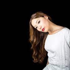 The talent and the sweet voice of the Japanese singer and instrumentalist, Mary Banri